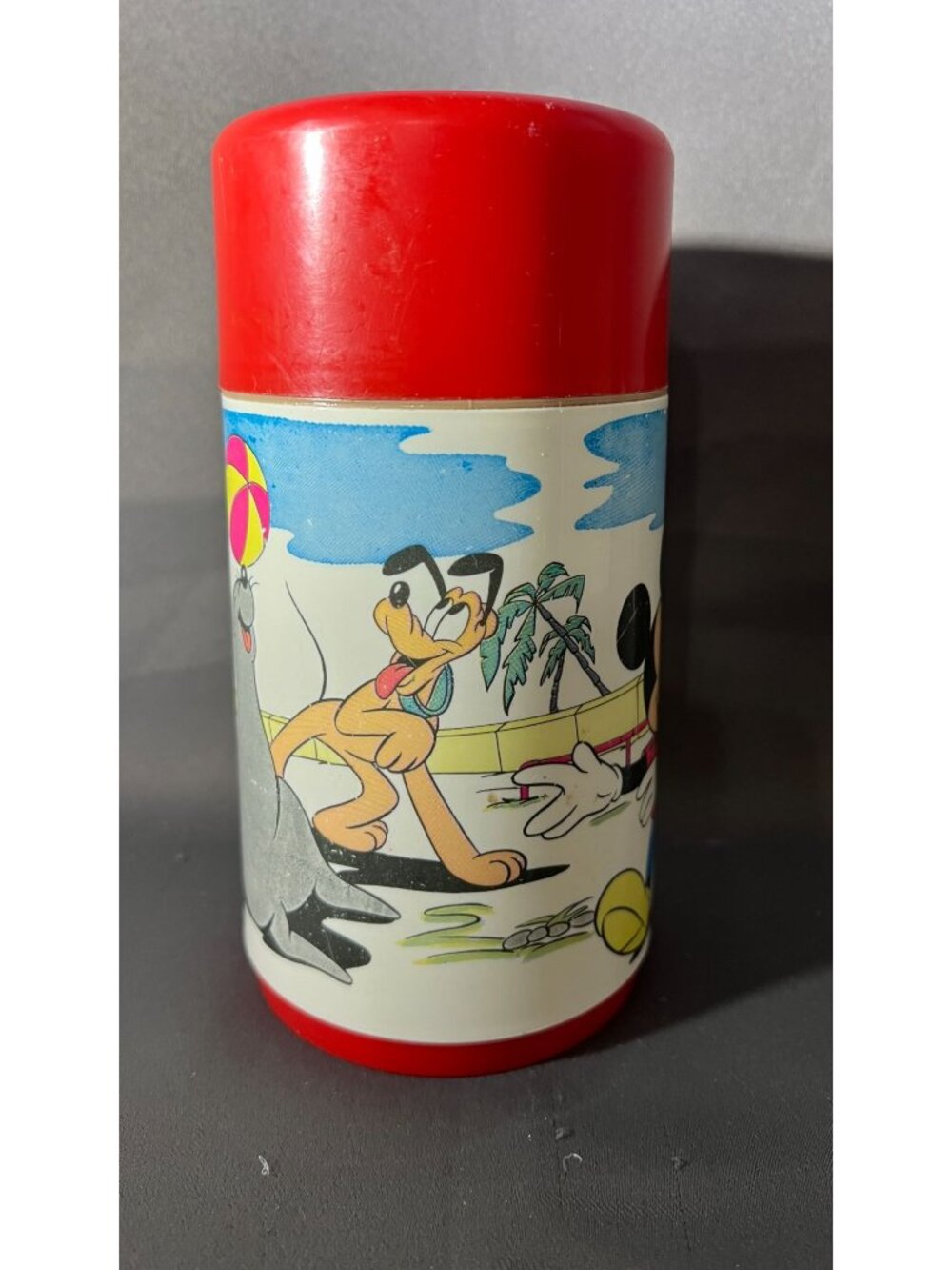 Vintage 1960s Disney Mickey Mouse & Pluto Red Aladdin Cup - Picture 3 of 8